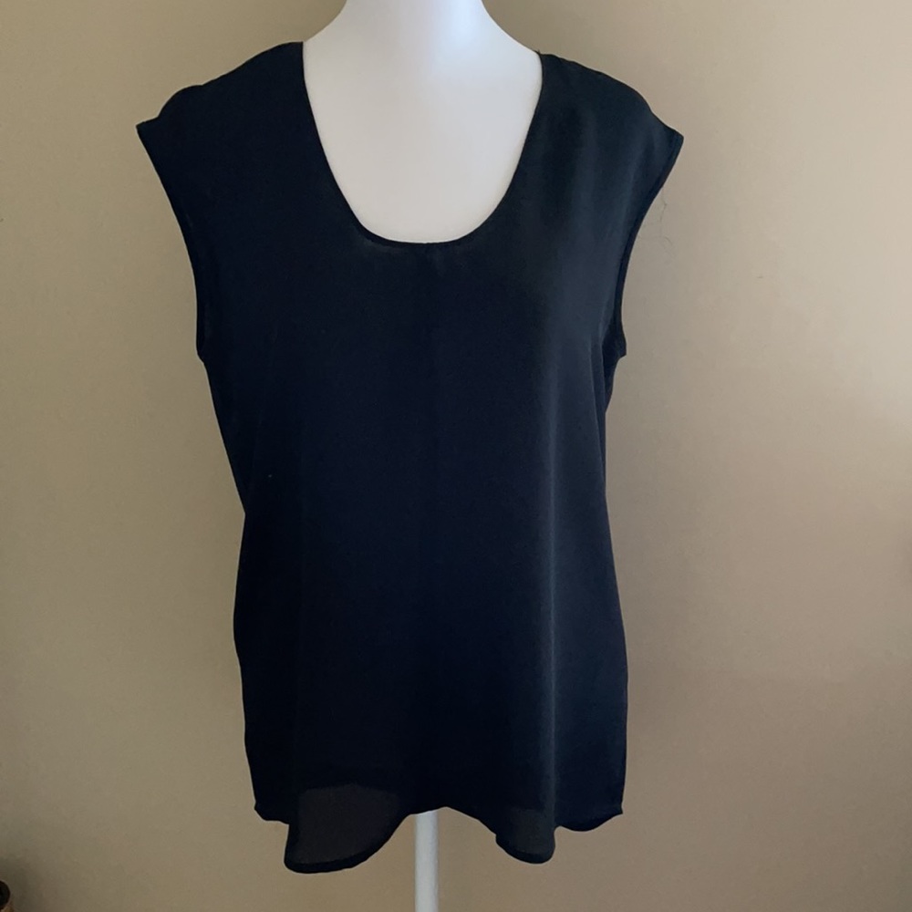 J Crew Size 4 black shell top